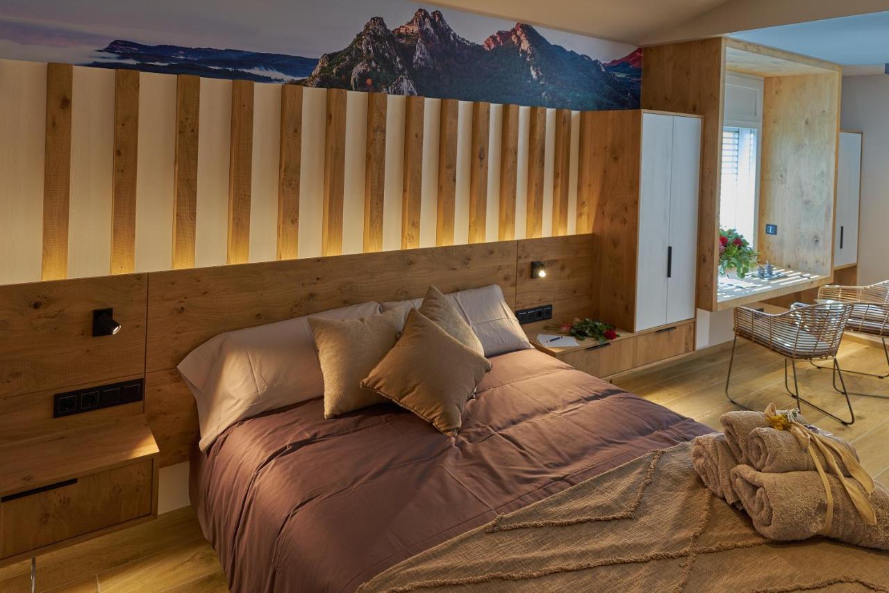 Hotel La Cabana Berga Kültér fotó